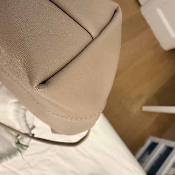 Longchamp Le Pliage Cuir Leather Crossbody - Picture 11 of 12